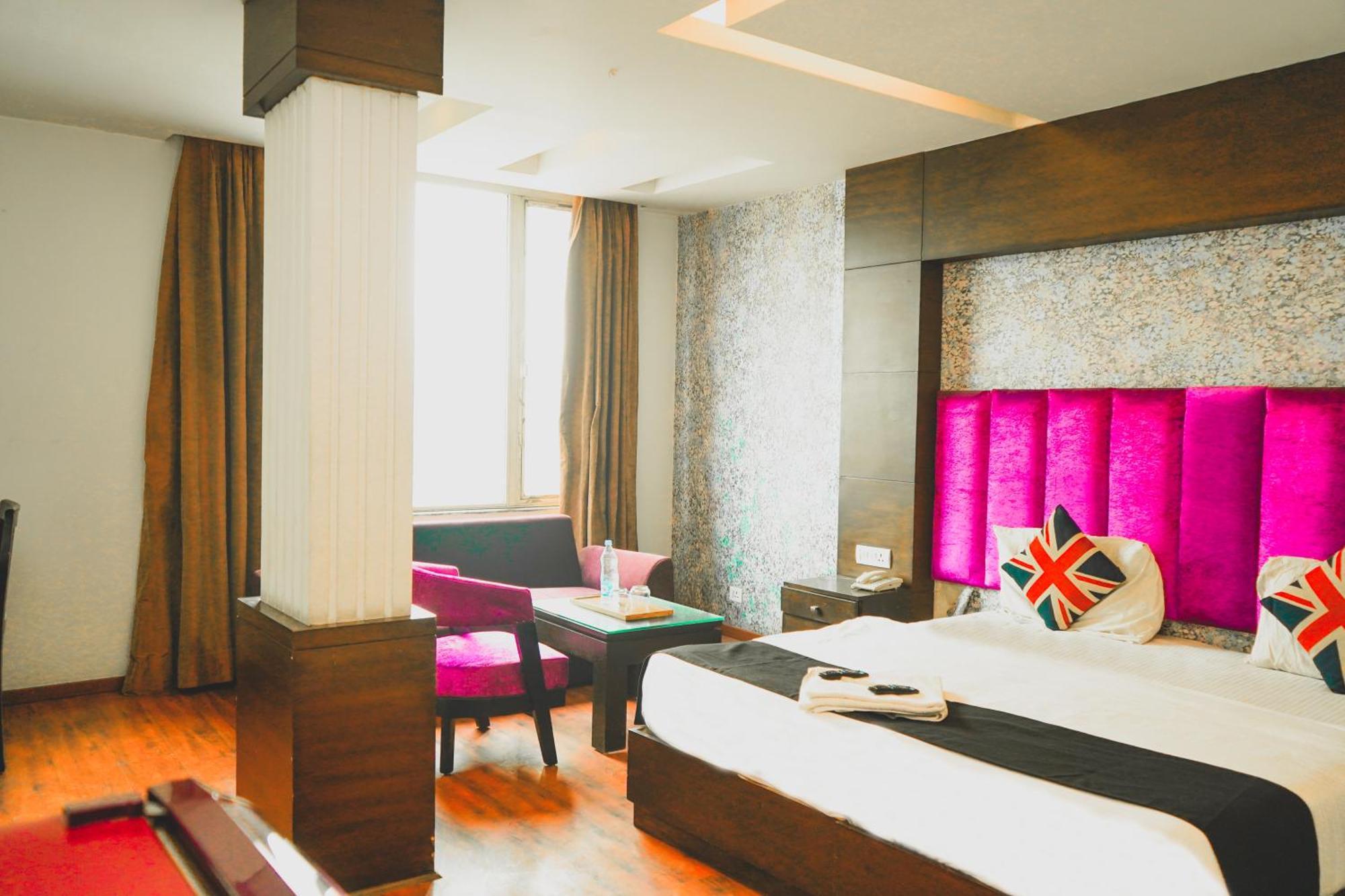 Hotel Sukoon - Ramesh Nagar นิวเดลี ภายนอก รูปภาพ