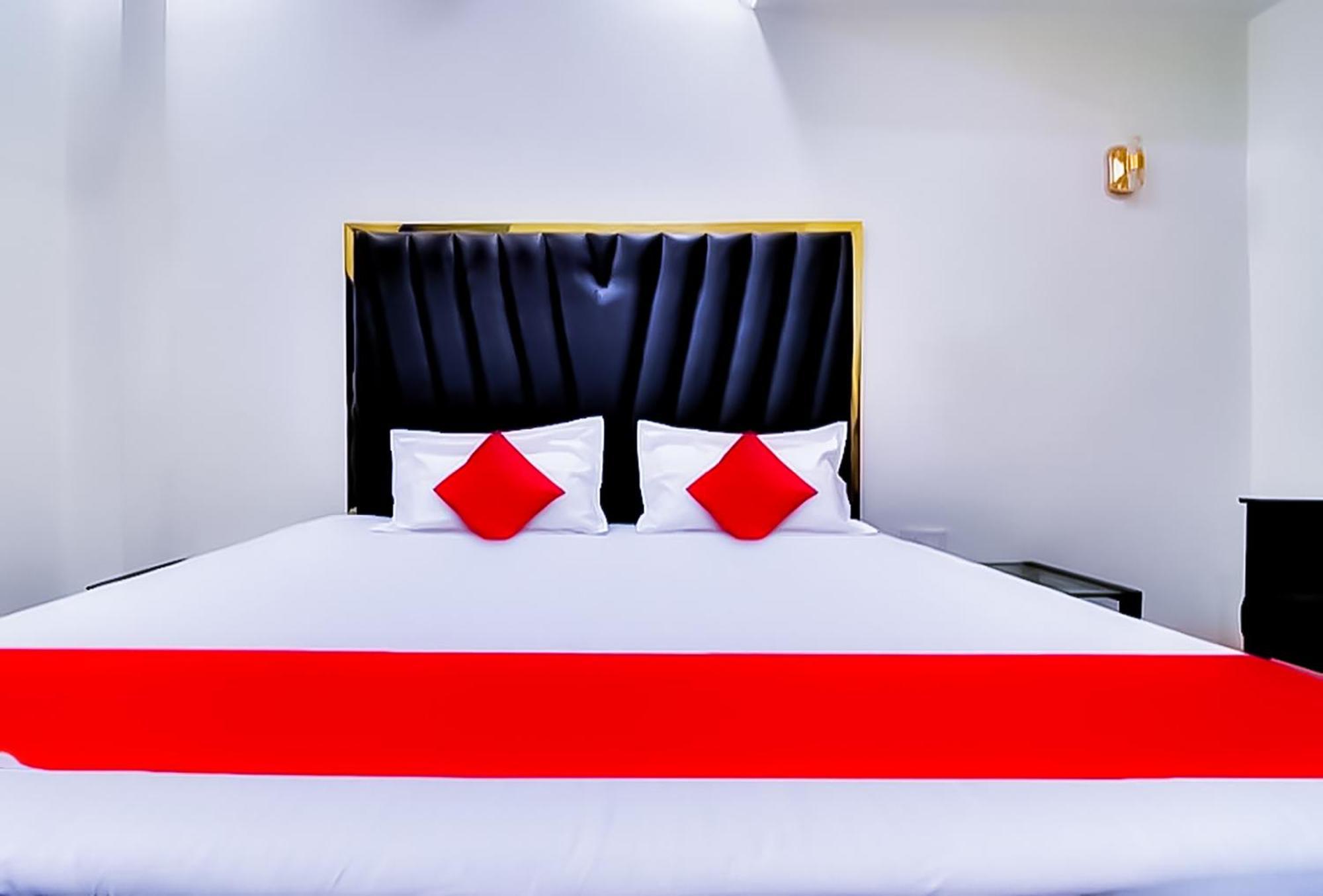 Hotel Sukoon - Ramesh Nagar นิวเดลี ภายนอก รูปภาพ