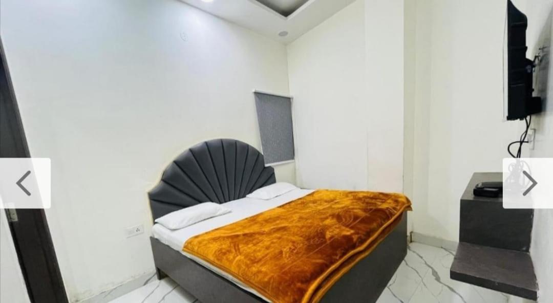 Hotel Sukoon - Ramesh Nagar นิวเดลี ภายนอก รูปภาพ